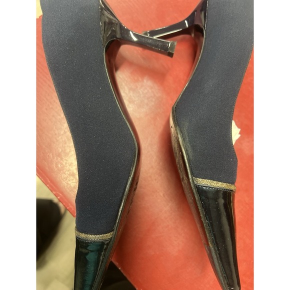 STUART WEITZMAN AUTH Vintage Women's Size 8.5 Capricorn Navy Crepe Pumps - Picture 6 of 8